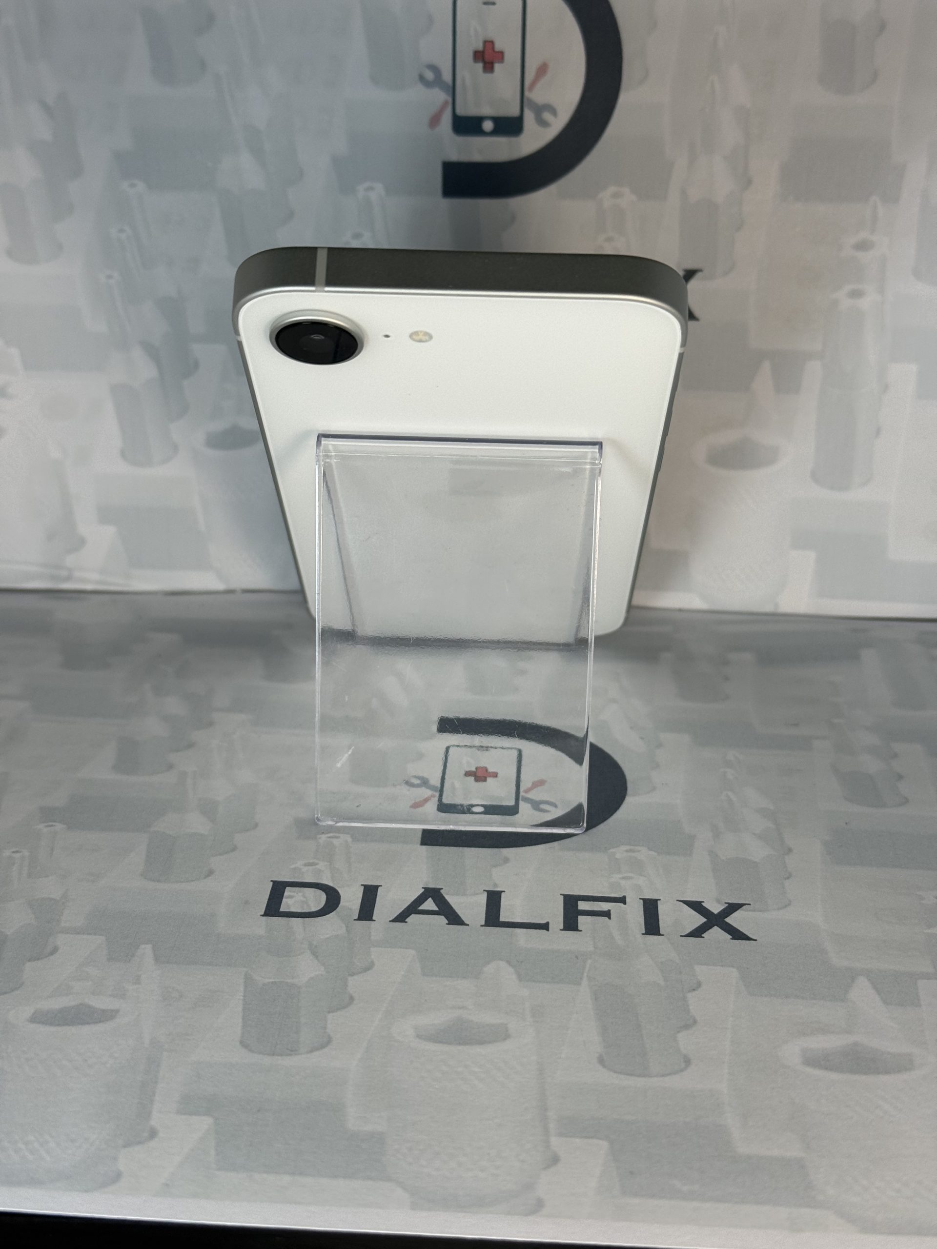 IPHONE 16 E - 512GB - NEW - Image 6